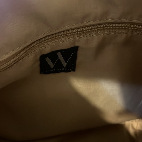 Worthington Tan Woven Shoulder Bag with Silver Hardware/ Zipper Closure - Picture 7 of 7